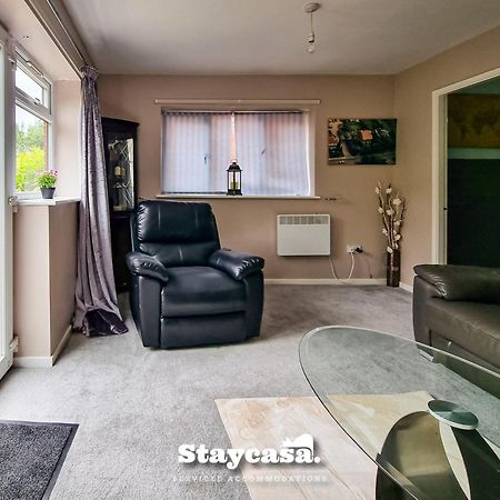 Tranquil Annex With Hidden In Beautiful Setting Hotell Bredbury Exteriör bild
