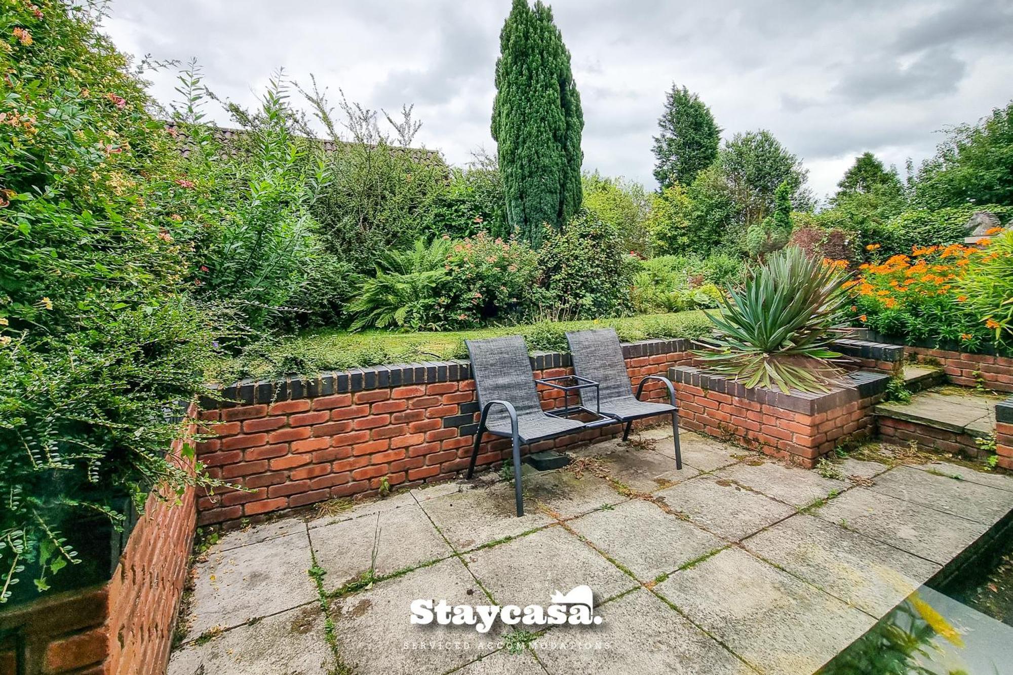 Tranquil Annex With Hidden In Beautiful Setting Hotell Bredbury Exteriör bild